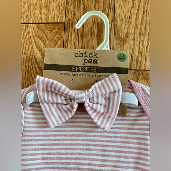 SOLD-NWT - Chick Pea - 3 Piece Set - 3-6 Months - Picture 2 of 3